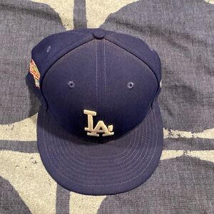 La dodgers fitted cap size 7 1/2